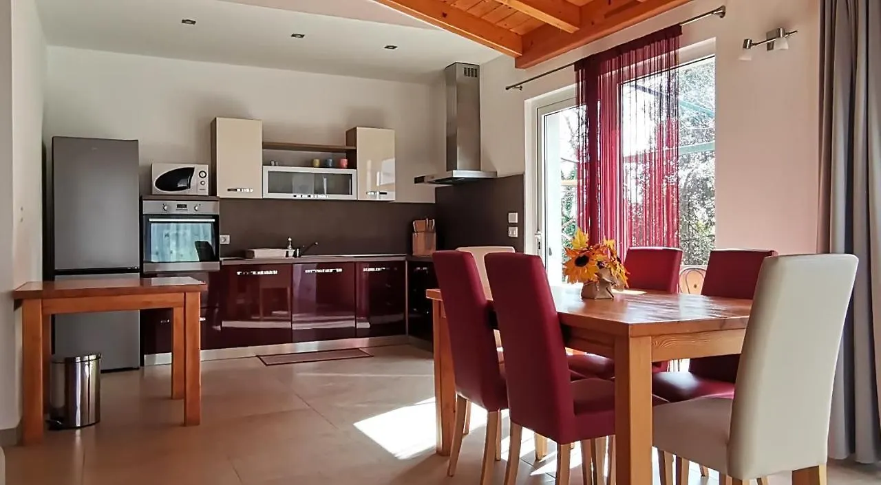 House Agroturist 0*, Rovinj